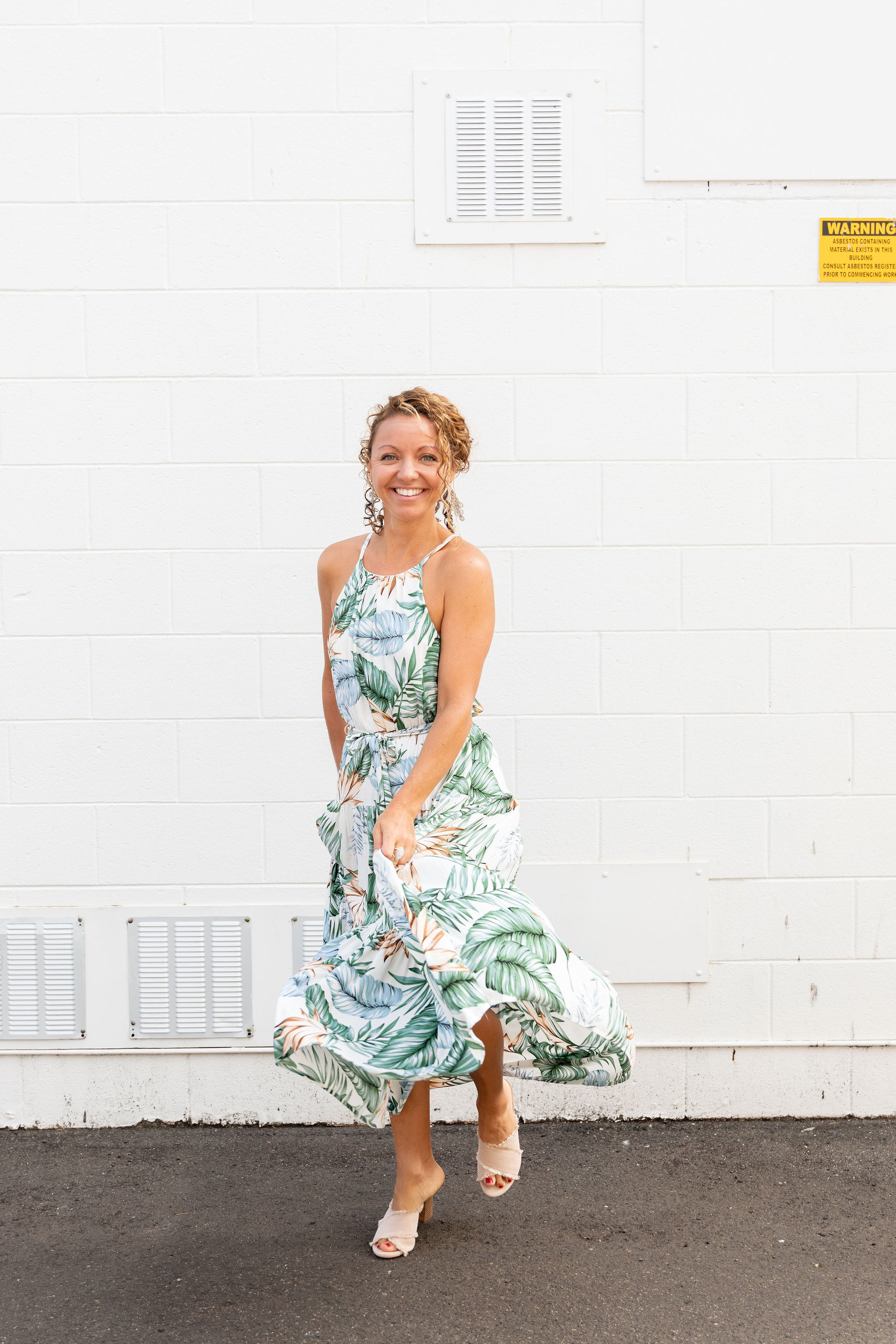 Natalie Skye // The Sunny Celebrant // Good Vibe Celebrant Tribe