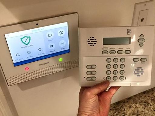 Talk to LYNX about replacing your outdated alarm system