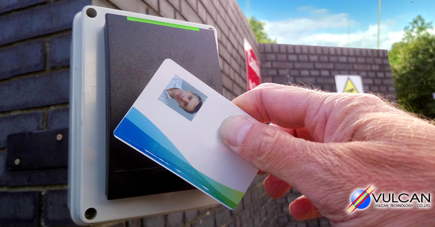 บัตร RFID หรือ บัตร Contactless สมาร์ทการ์ด และเทคนิคการเลือกเครื่องพิมพ์บัตร?​